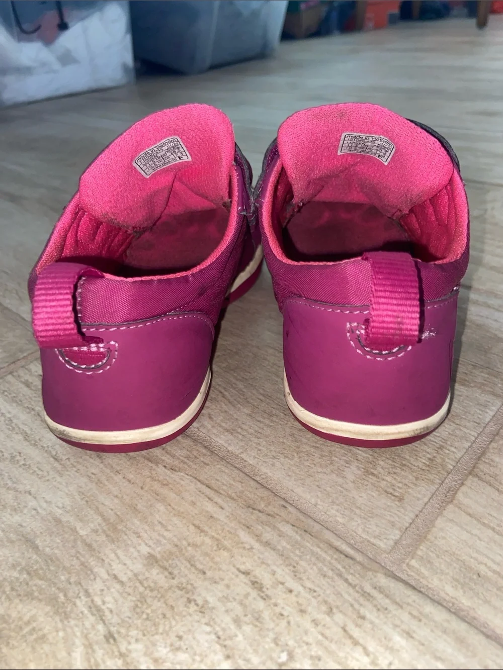Plae Lucien Kid Pink Festival Fuchsia Velcro Athletic Shoes Size 11.5 Retail $65